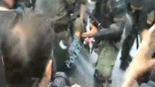 1 - Athènes, mercredi, 5 octobre 2011 - brutalités policières - 1