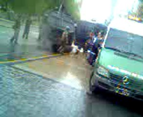 Represion por parte de carabineros 6 de octubre 2011