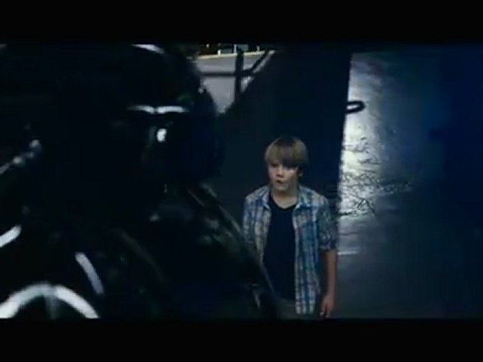 GIGANTES DE ACERO - Trailer 2 subtitulado