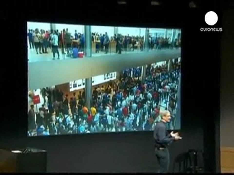 Il giorno dopo la scomparsa di Steve Jobs sorgono...