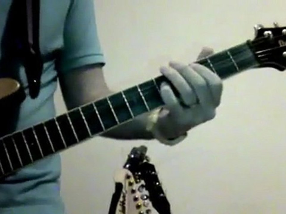 Britney Spears - Till The World Ends - Guitar Cover - (one shot impro by Menjesbi)(1)