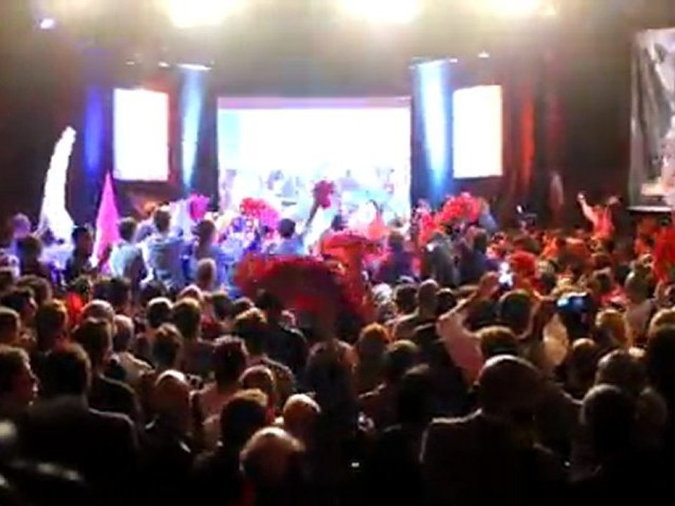 Ségolène Royal Meeting le Bataclan 6oct11 (2)