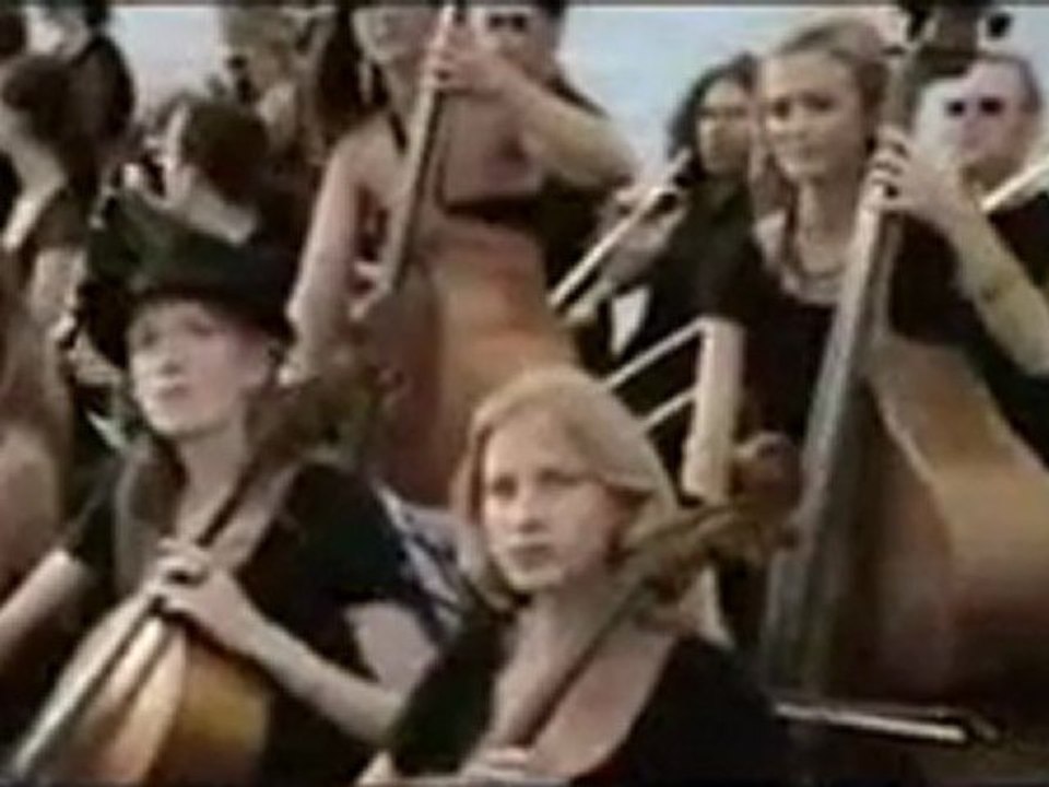 Един Различен Свят / A different world
