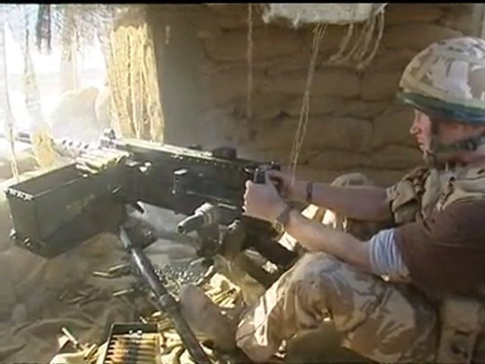 APACHE COPTER: Prince Harry in America for combat training