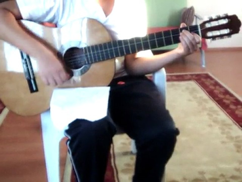 GüLay CeSaRetin Varmı AsKa quitar(Ümmü KARTAL)