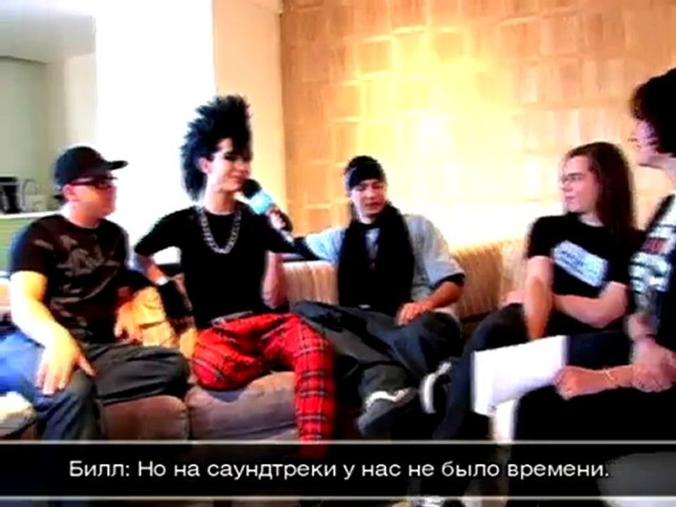 2009.10.26 - Buzznet Excl. - Who Would TH Bite If They Were Vampires c русскими субтитрами