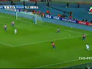 Perú derrotó 2-0 a Paraguay  Oct 07, 2011