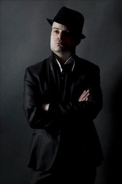 Charlie Martin Jr chante Bad Bad Leroy Brown