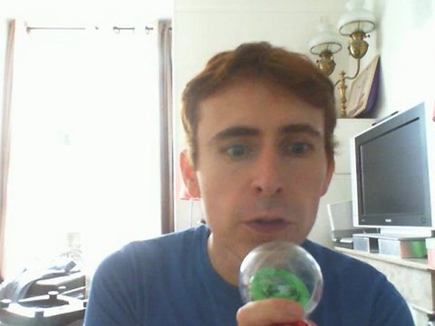 Wiwi égratigne petites boîtes