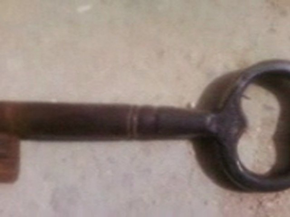 clef trés ancien ksibet mediouni monastir tunisie