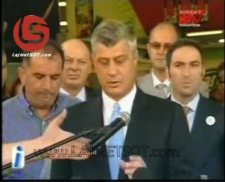 Oops Hashim Thaqit i ngatrrohet mikrofoni - lajmetsot.com