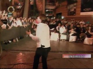 Roque Valero en el cuarto aniversario de Sábado en la Noche