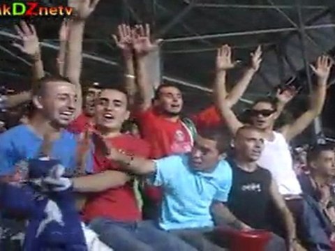 Les supporters de la JSMB en HD