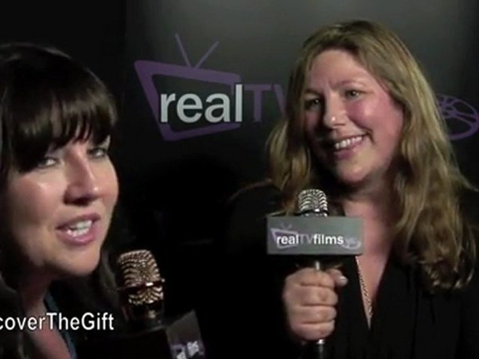 Shajen Joy Aziz, Demian Lichenstein, Discover The Gift