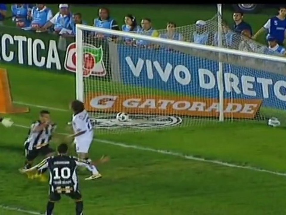 Brasileiro - Botafogo spielt nur 2-2