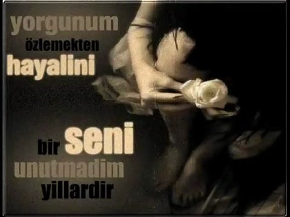 ...Ah bu calan sarkimiz yarim yarim...yücel erzan&devrim genc