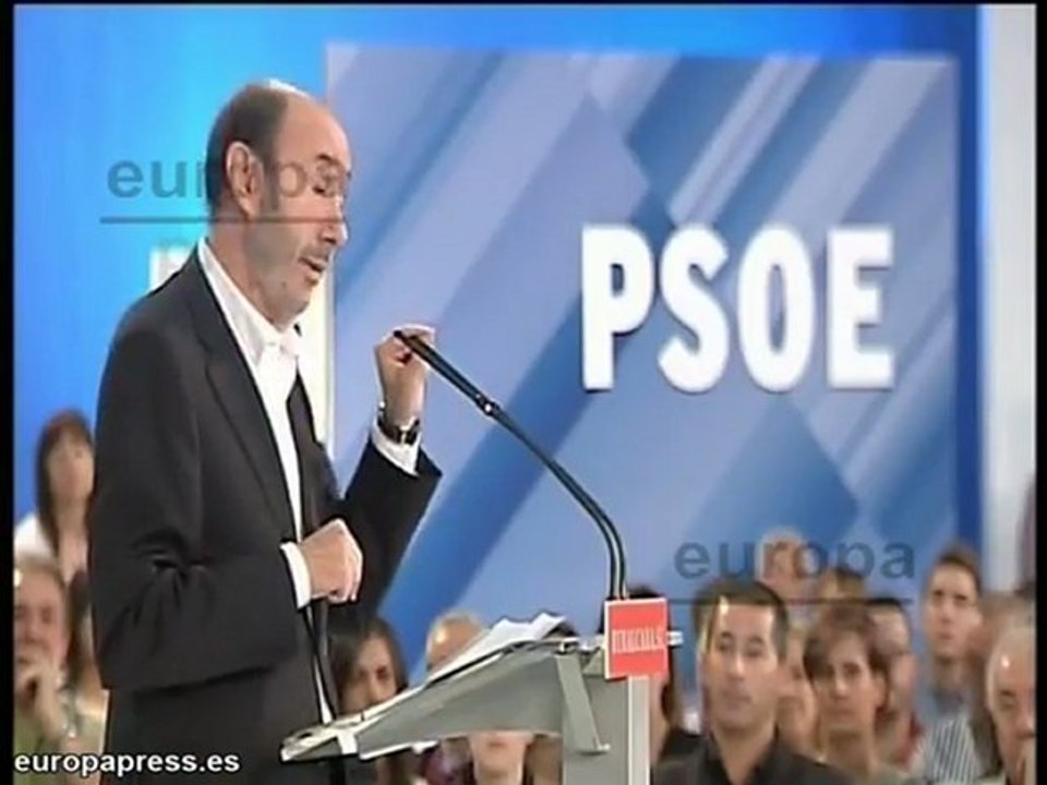 Rubalcaba "tranquiliza" a los padres de Blanco