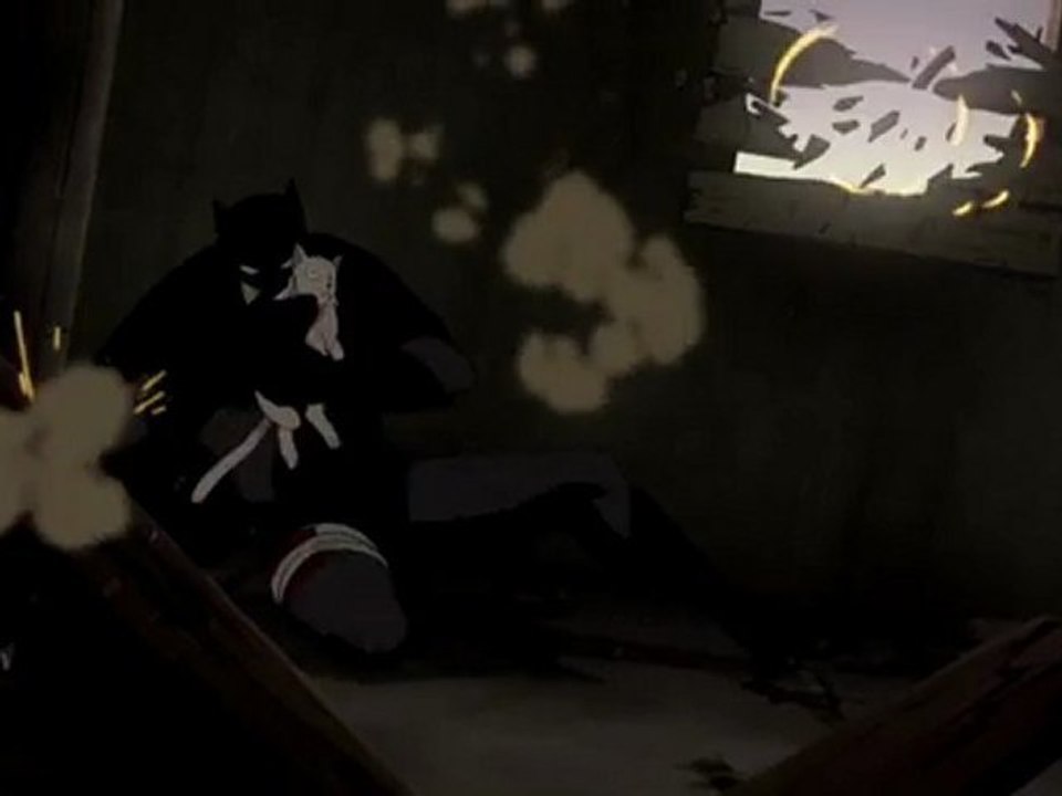 BATMAN: AÑO UNO (BATMAN: YEAR ONE) - Clip 2