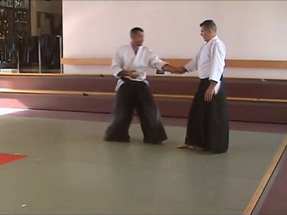 Gyaku-hanmi Katate-Dori Uchi-Kaiten Nage