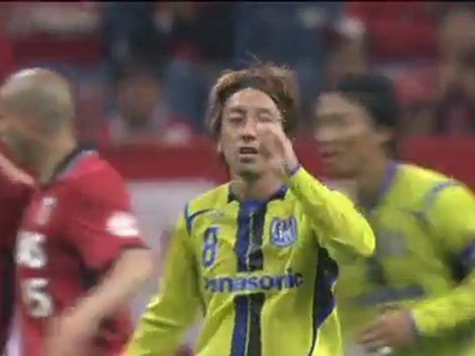 Japón - Urawa Diamonds 2 - 1 Gamba Osaka