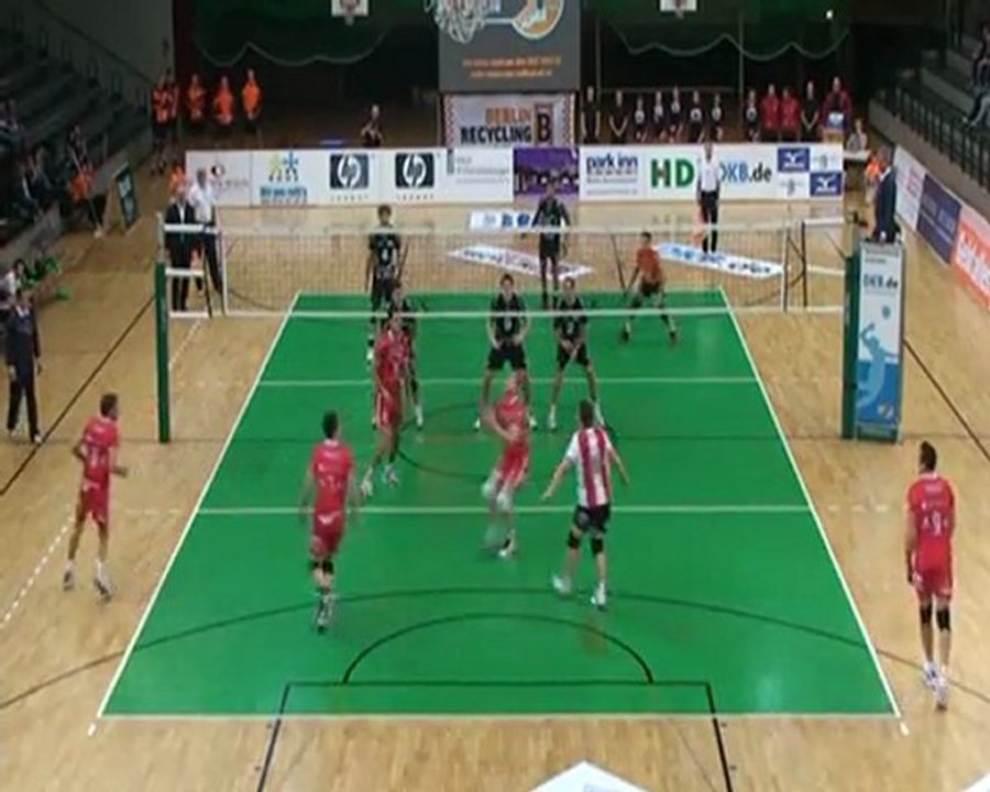 Hidalgo O.Salvador serve & block