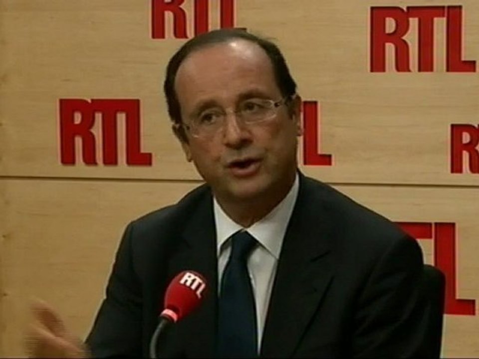 François Hollande, candidat à la primaire socia...