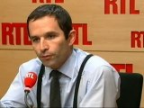 Benoît Hamon, porte-parole du PS, pro-Aubry : 