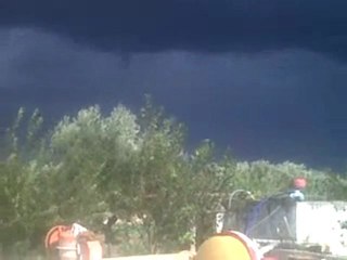 Formazione di diverse trobe d'aria a Monopoli