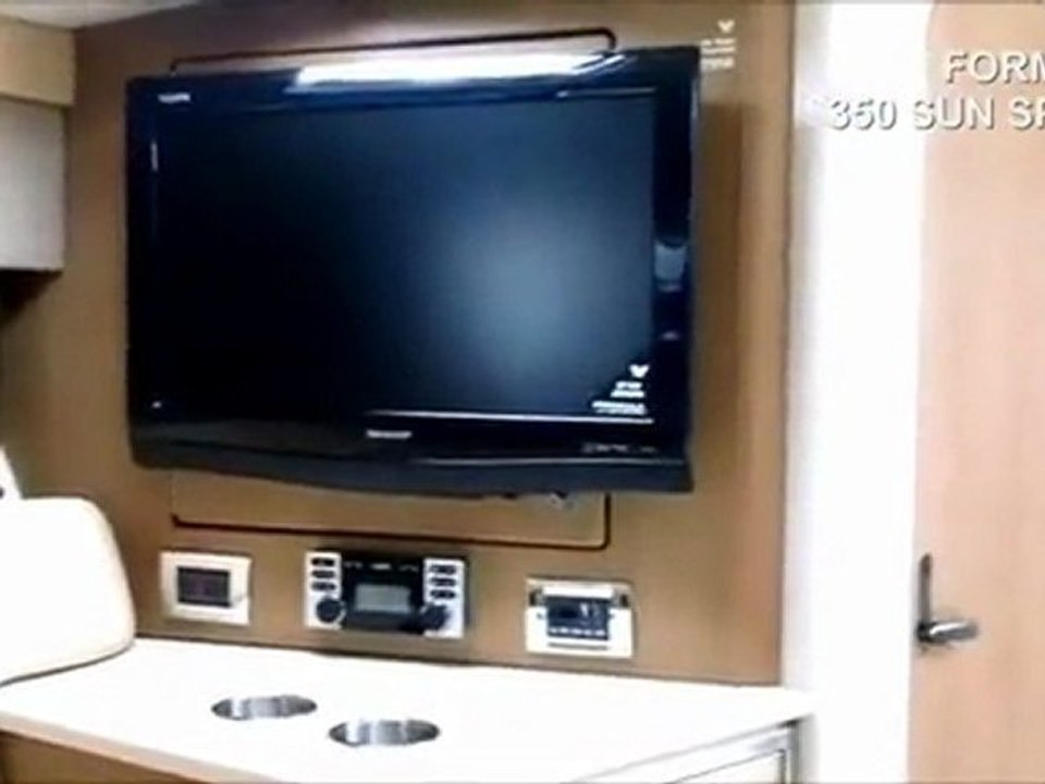 Formula 350 Sun Sport Details 2011 by best boats24