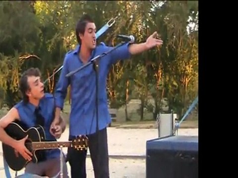 Teaser du spectacle en kit ou double par les plaies mobiles et cies