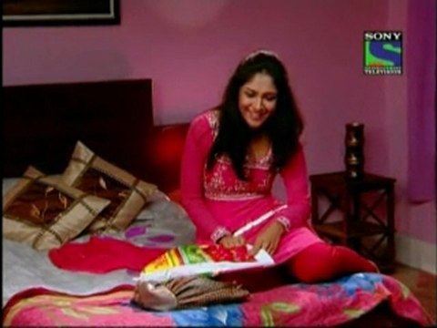 saas bina sasuraal-10oct2011-pt1