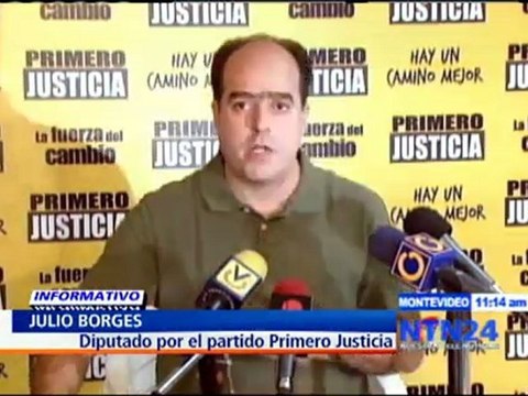 Hugo Chávez ofrece a los malandros becas y computadoras para que dejen las armas - NTN24.com