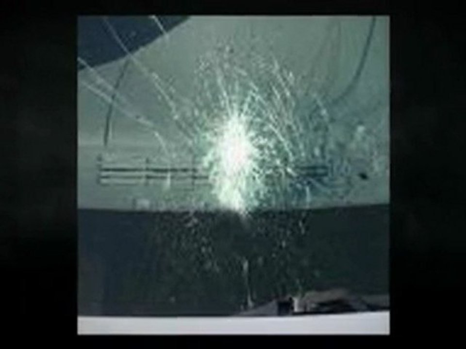 30121  auto glass replacement