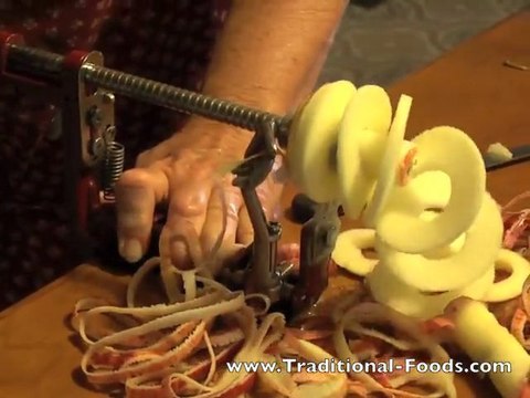 Apple Peeler Corer Slicer Close Up