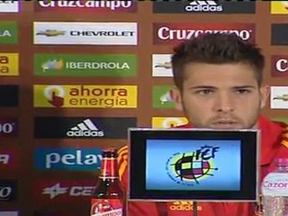 España prepara en Alicante el duelo de mañana ante Escocia