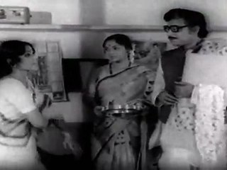 SANGAM MAARAALI - Old Man And His Family