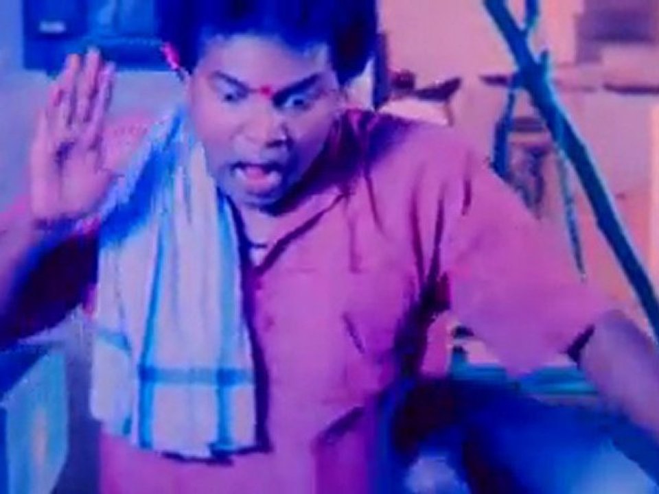 AARUSAAMY- Vikram romance SCENE