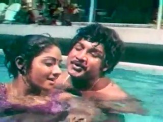 Kailyo Silaiyo (Pakalil Oru Iravu)