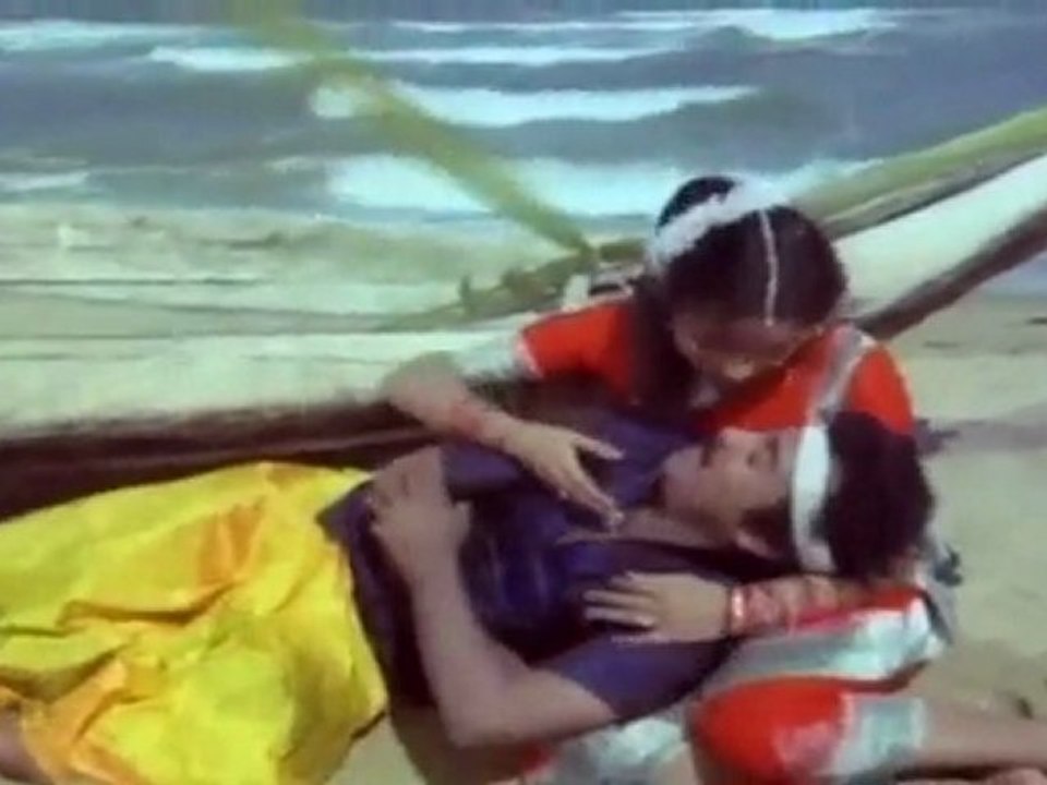 Malaigal Idam Maruthu (December Pookal)