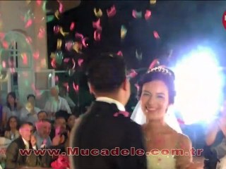 Ayşegül Güngör ve Hakan Akkoçak Evlendi