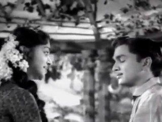 Pelli Kanuka - ANR and Sarojadevi discussion
