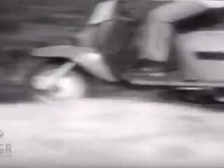 Kanavan Manaivi - Muthuraman Bummed Jayalalitha