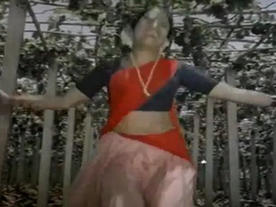 Athuoram (Mull Illatha Roja)