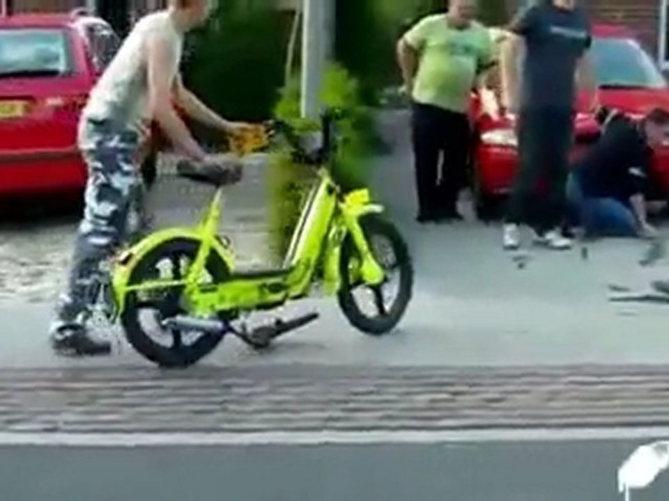 Papa machte das Moped Fail