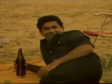 AVALUM APPADITHAN - bikini dance in tides