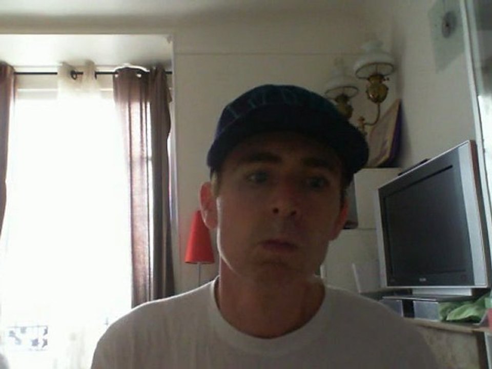 Wiwi égratigne "ba moin en ti bo"