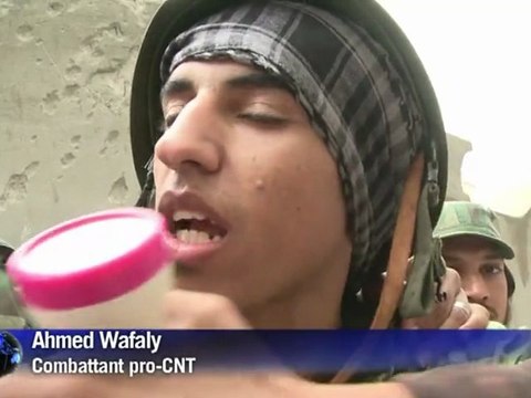 Libye: les combattants pro-CNT poursuivent leur progression à Syrte