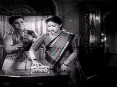 KUTUMBHA GAVRAVAM- Padmanabham gets money from family members SCENE
