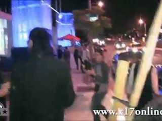 Marilyn Manson steals microphones