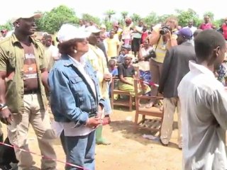 Download Video: Liberia: Ellen Sirleaf, la présidente sortante, a voté